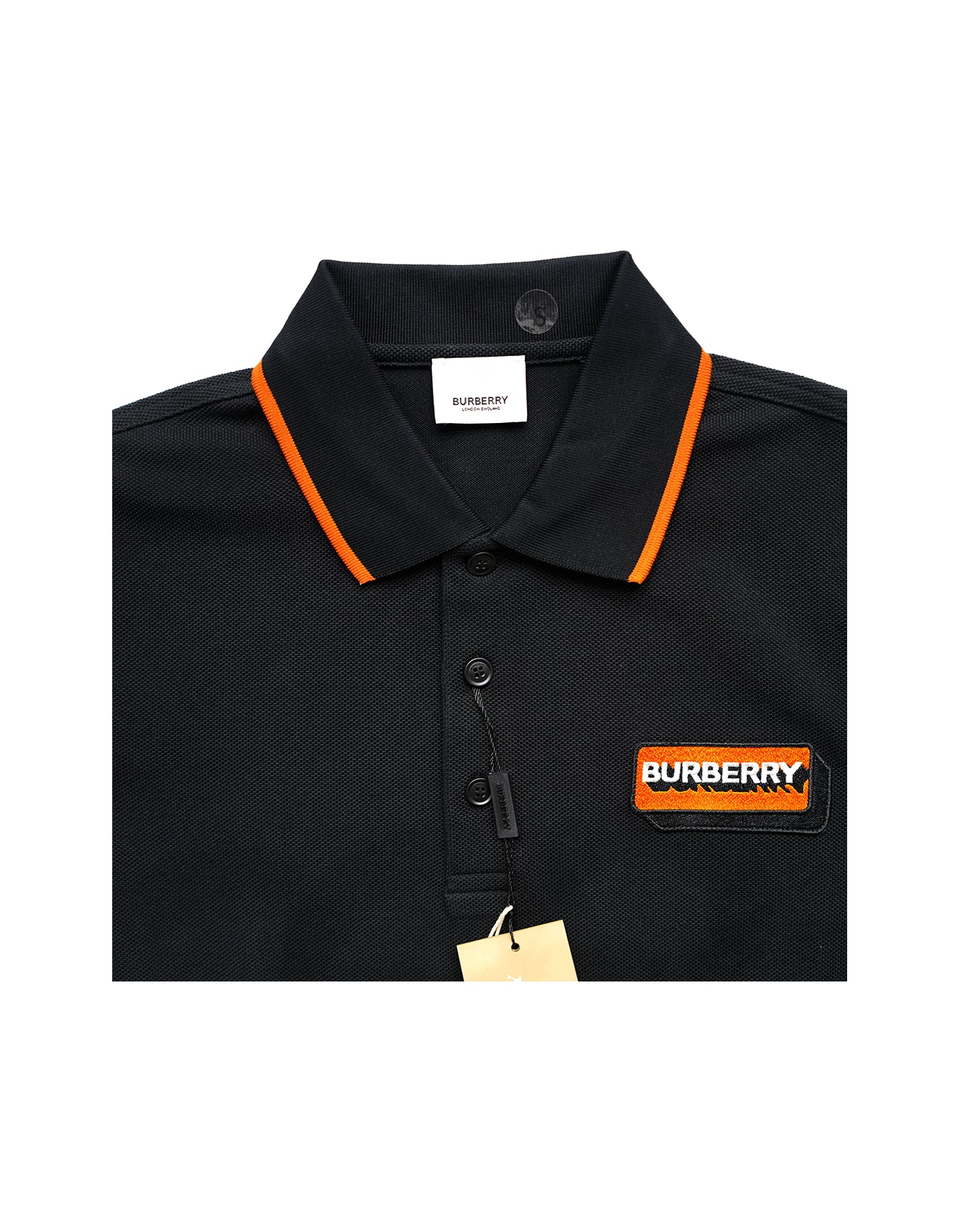 Burberry Premium Polo – Iconic Style & Premium Comfort